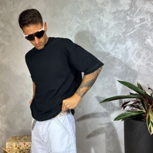T-shirt Basic Oversize Nera